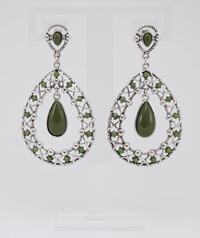 boucles d'oreilles pendantes